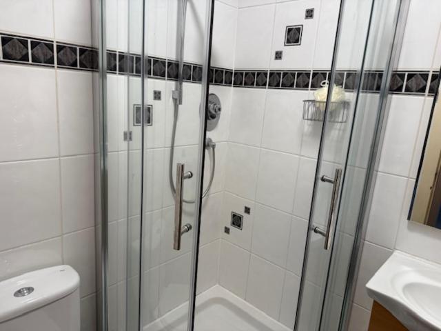 Commercial Hotel Insch Kültér fotó